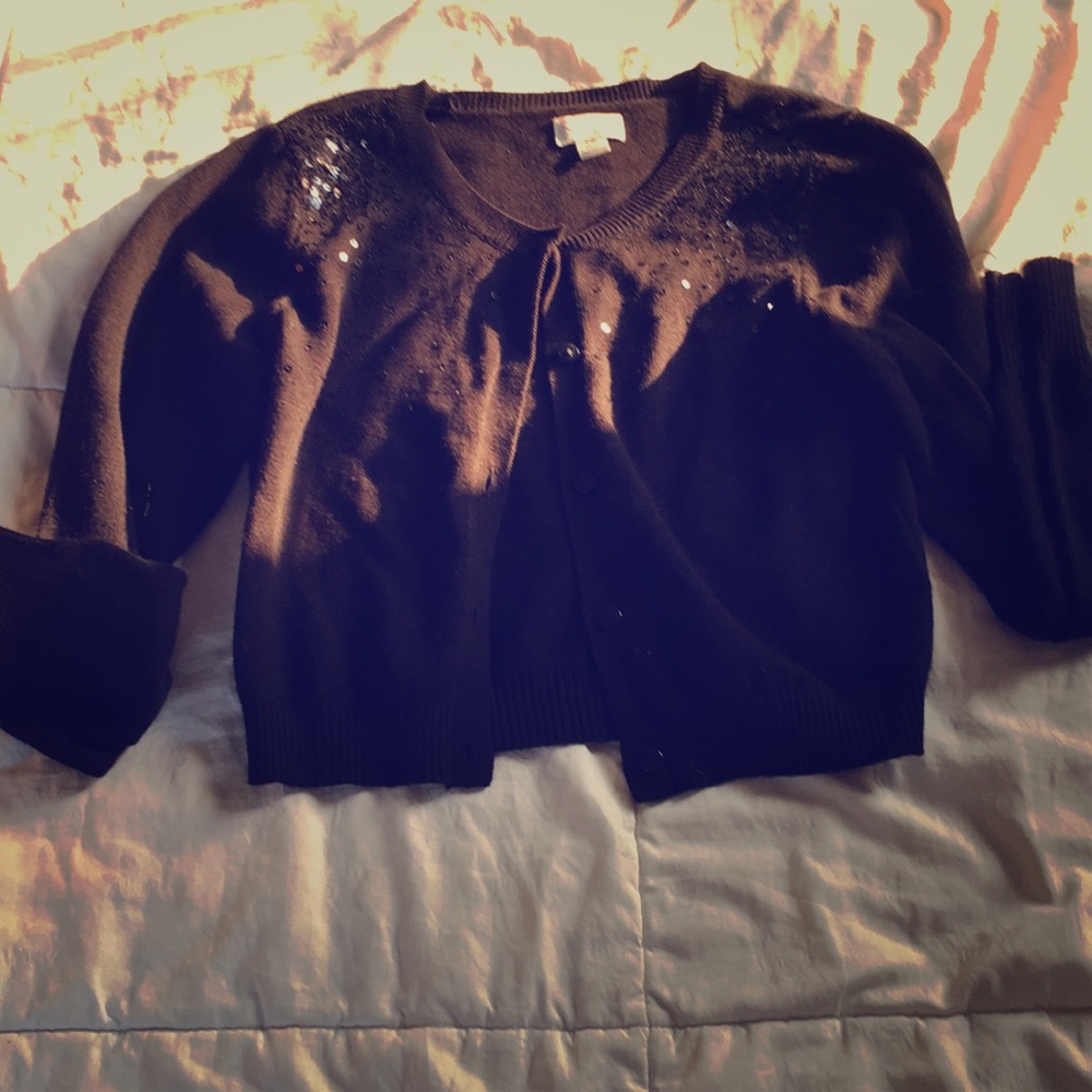 Full sleeves button down black cardigan